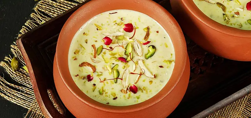 8. Rabri – A Mughal-Inspired Dessert